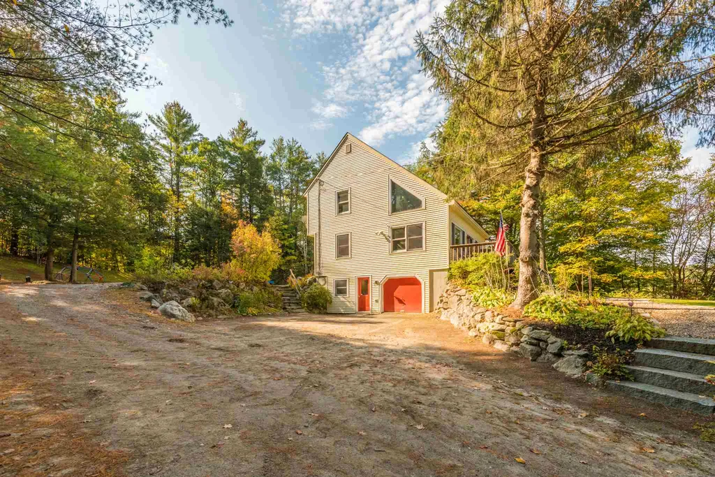 18 Breakneck Road Newport NH 03773