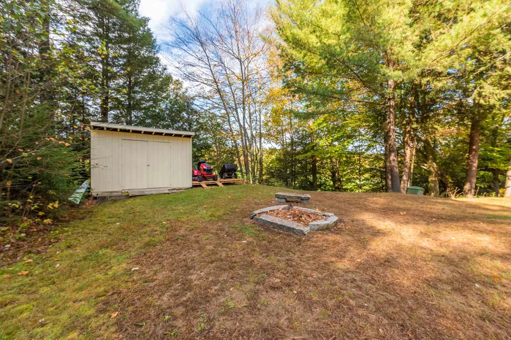 18 Breakneck Road Newport NH 03773