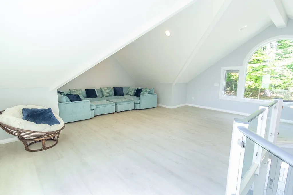 90 Summit Avenue Gilford NH 03249