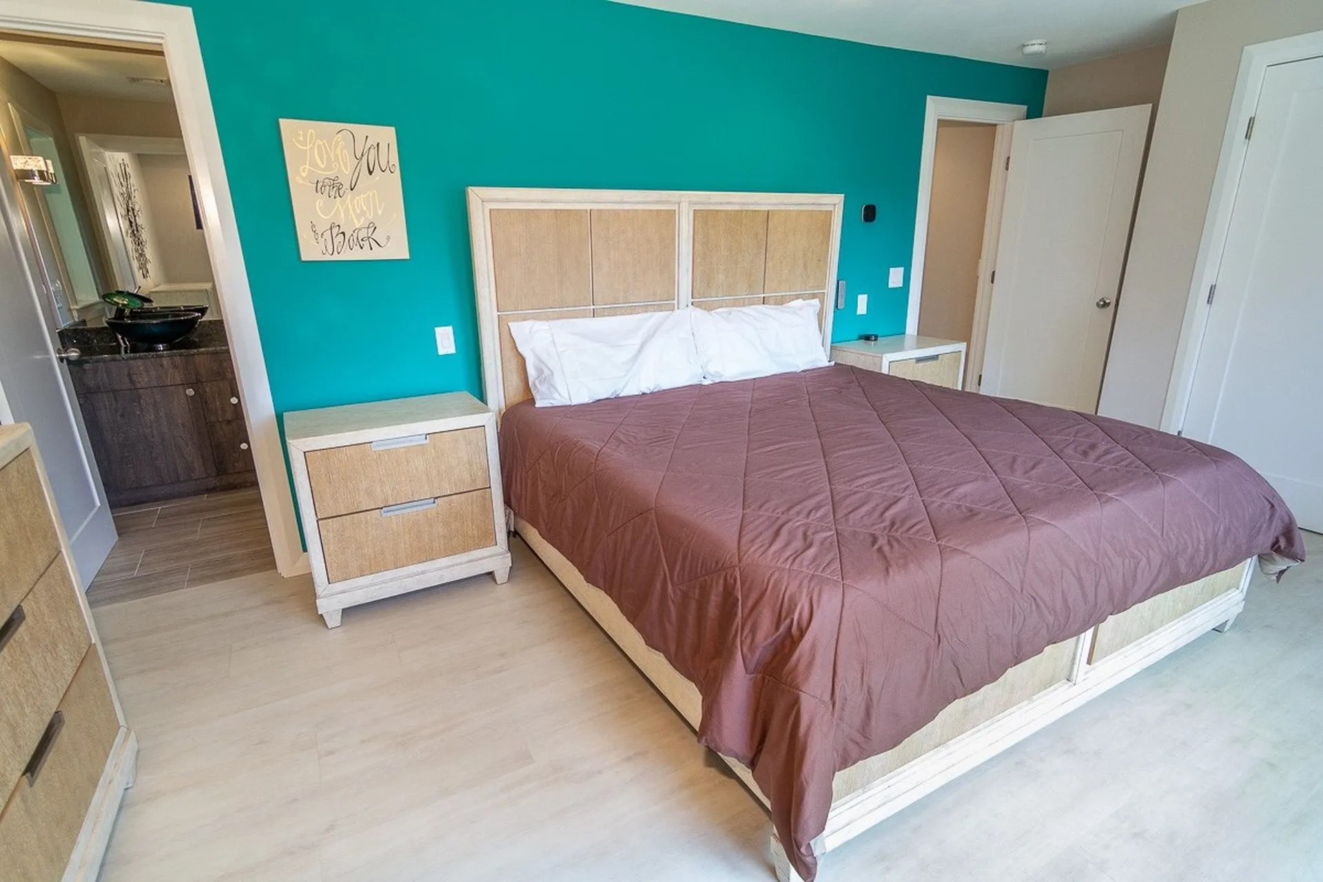 90 Summit Avenue Gilford NH 03249