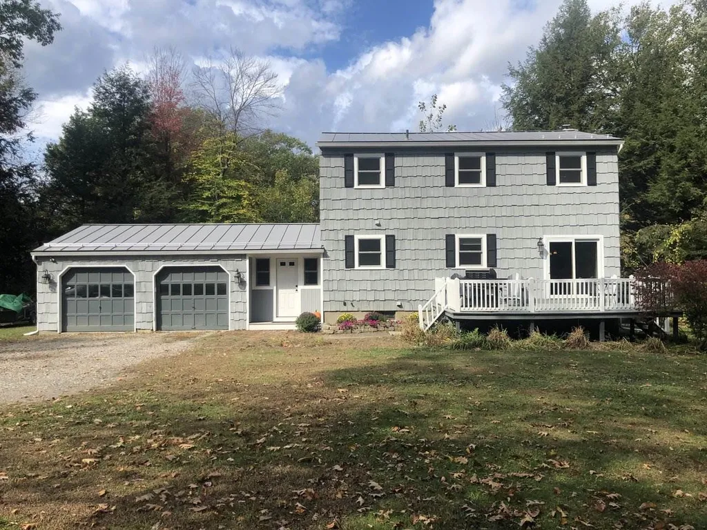14 Woodlawn Drive Essex VT 05452