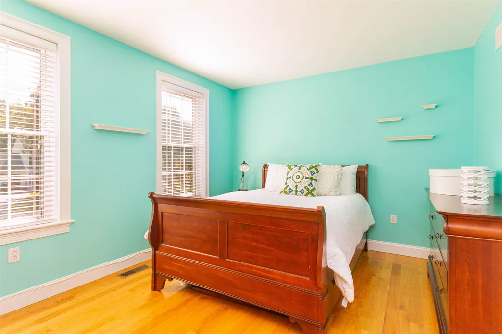 25 Hayward Brook Drive Concord NH 03301
