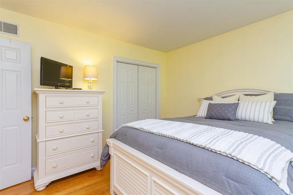 25 Hayward Brook Drive Concord NH 03301