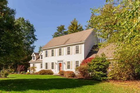 25 Hayward Brook Drive Concord NH 03301