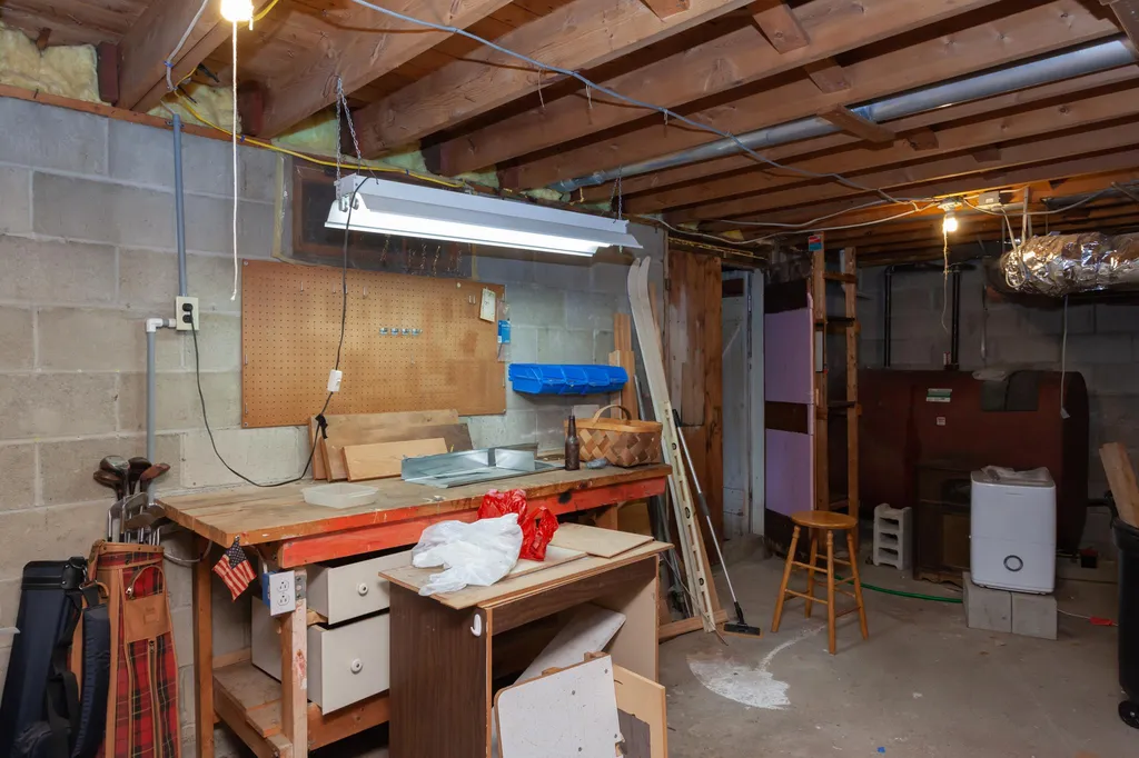 1 Wildrose Lane Eliot ME 03903