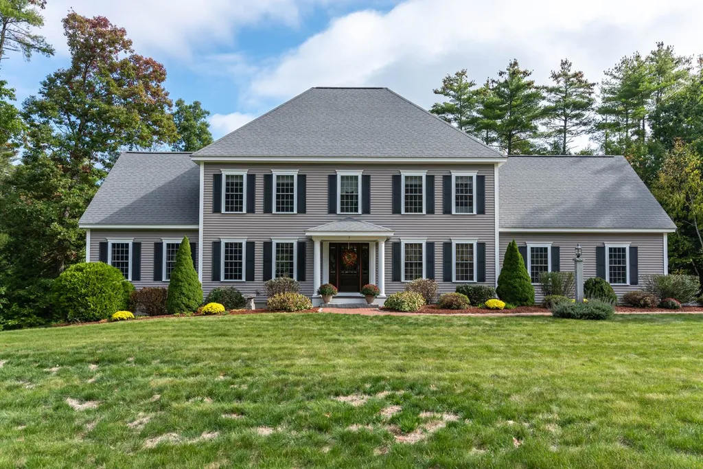 5 Brieann Drive Merrimack NH 03054