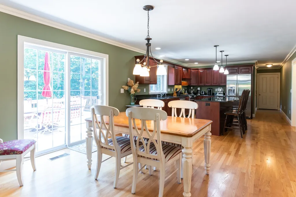 5 Brieann Drive Merrimack NH 03054