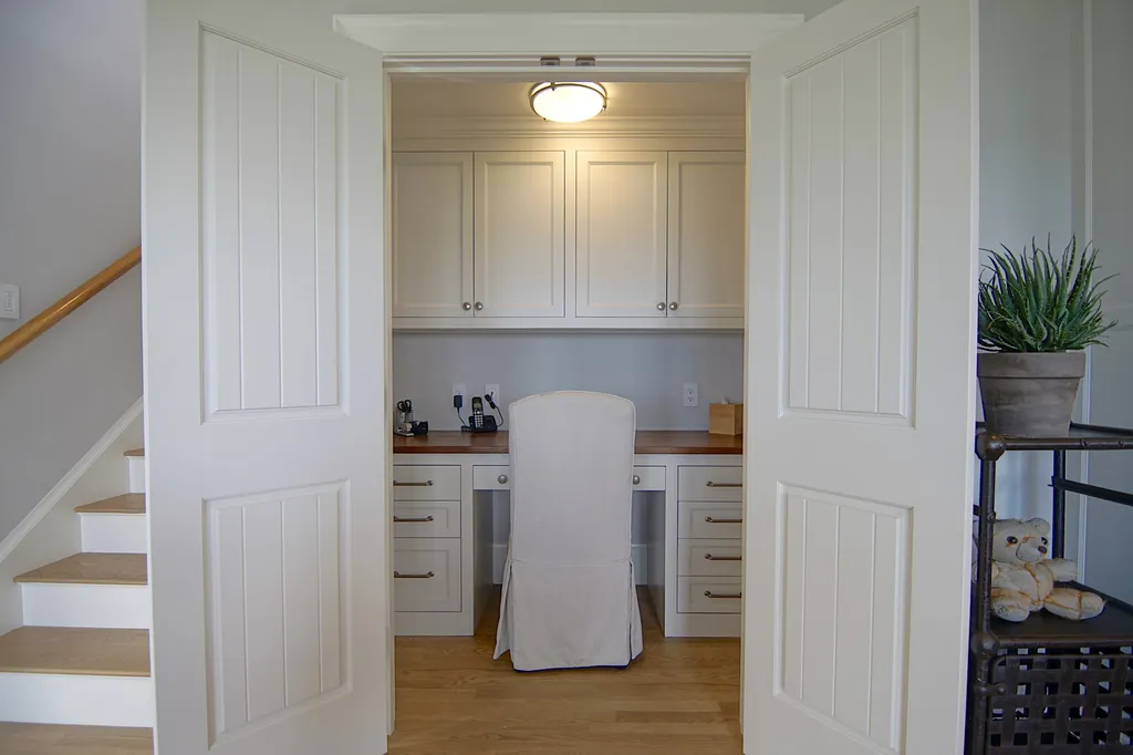 18 Becker Lane New Castle NH 03854