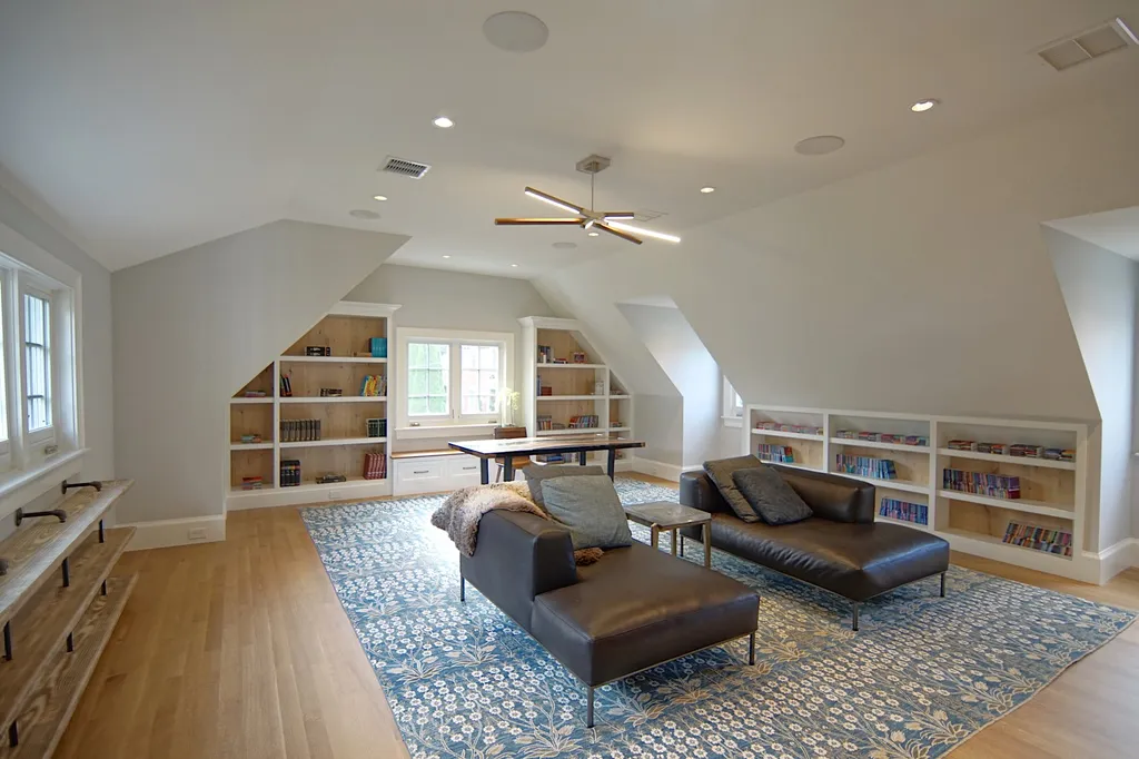 18 Becker Lane New Castle NH 03854