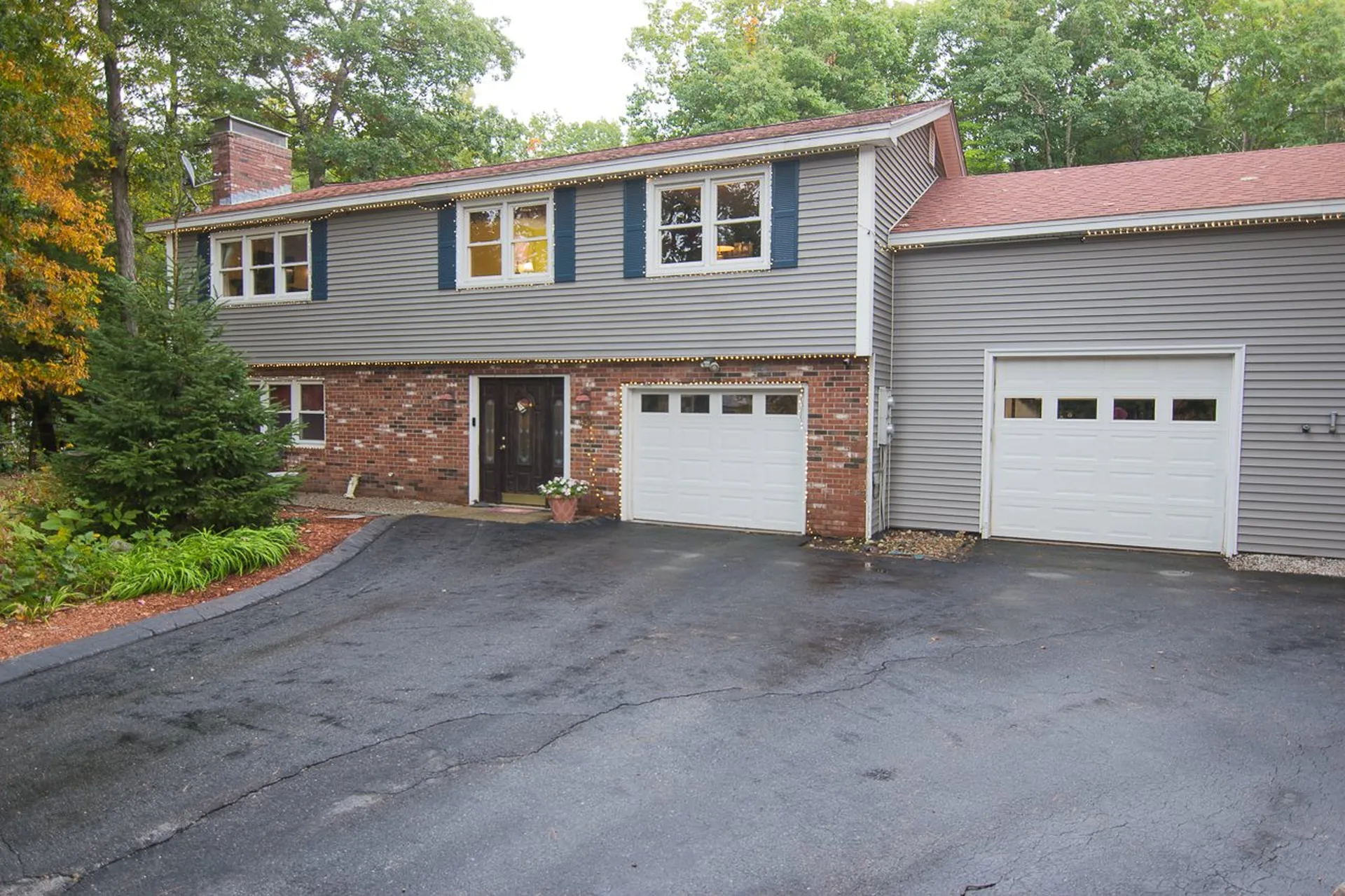 23 Mayflower Drive Londonderry NH 03053