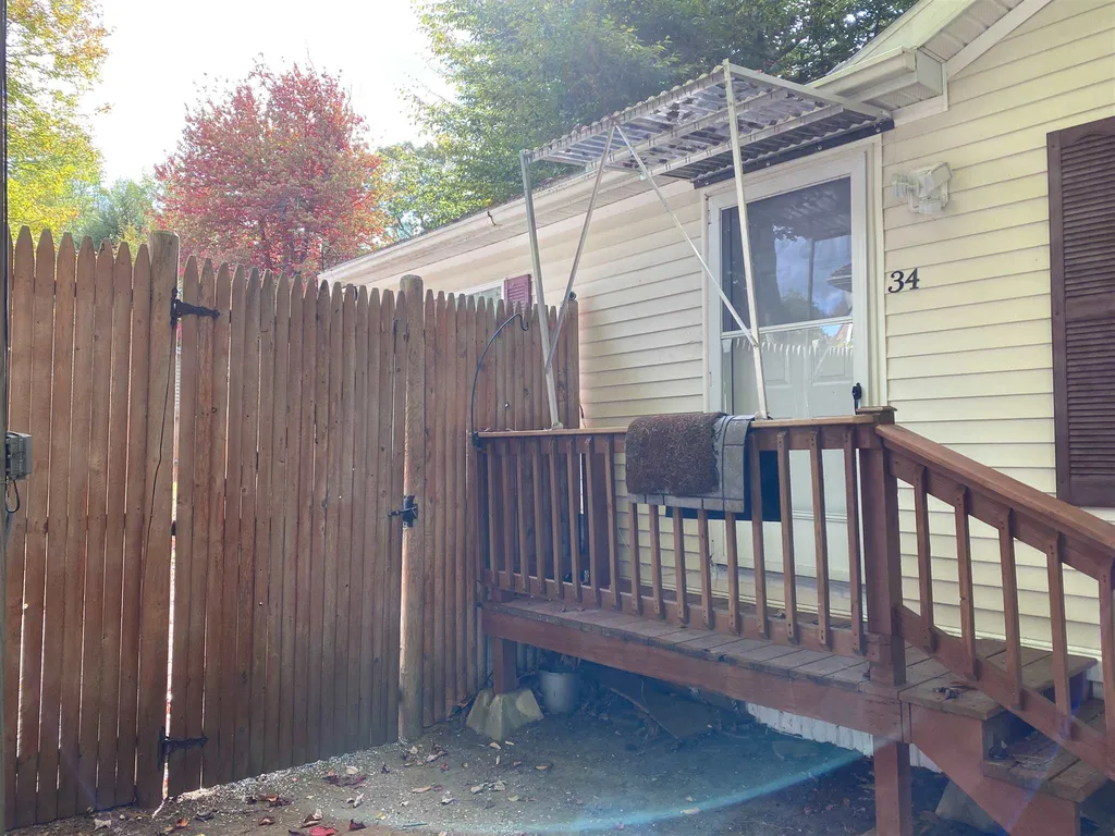 34 Elm Street Northwood NH 03261