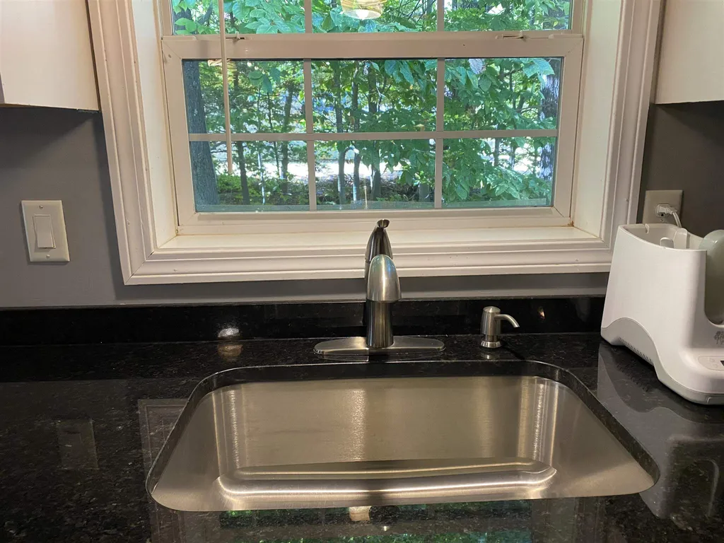 34 Elm Street Northwood NH 03261