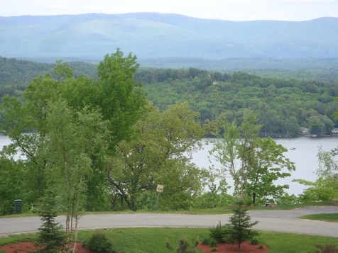 21 Windjammer Ridge Laconia NH 03246