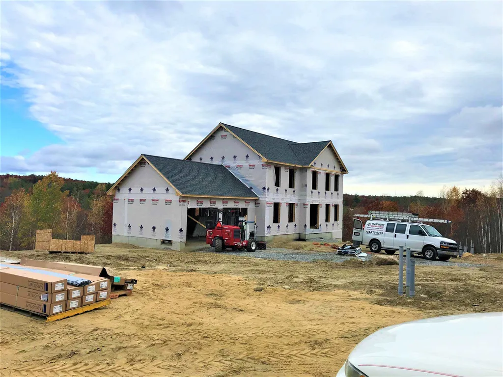 7 Marigold Way Hooksett NH 03106