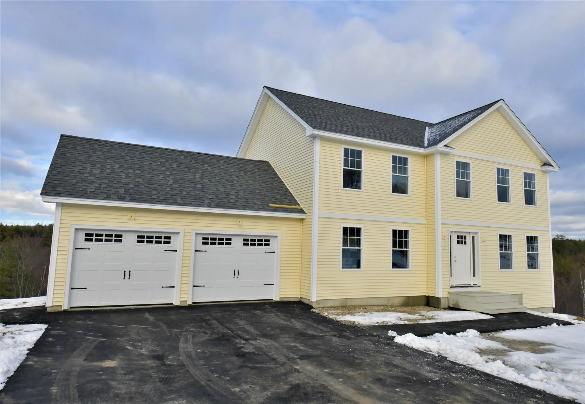 7 Marigold Way Hooksett NH 03106