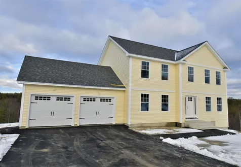 7 Marigold Way Hooksett NH 03106