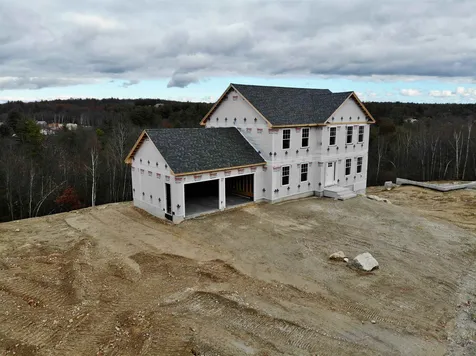 7 Marigold Way Hooksett NH 03106