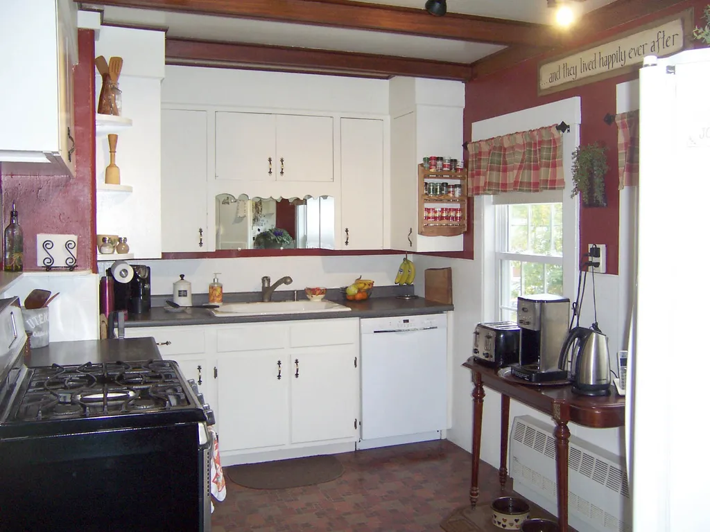190 Lake Street Bristol NH 03222