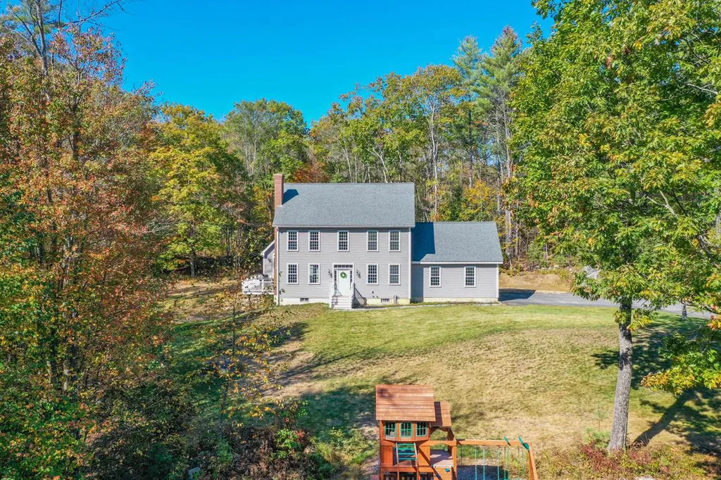 365 Lovejoy Road Loudon NH 03307