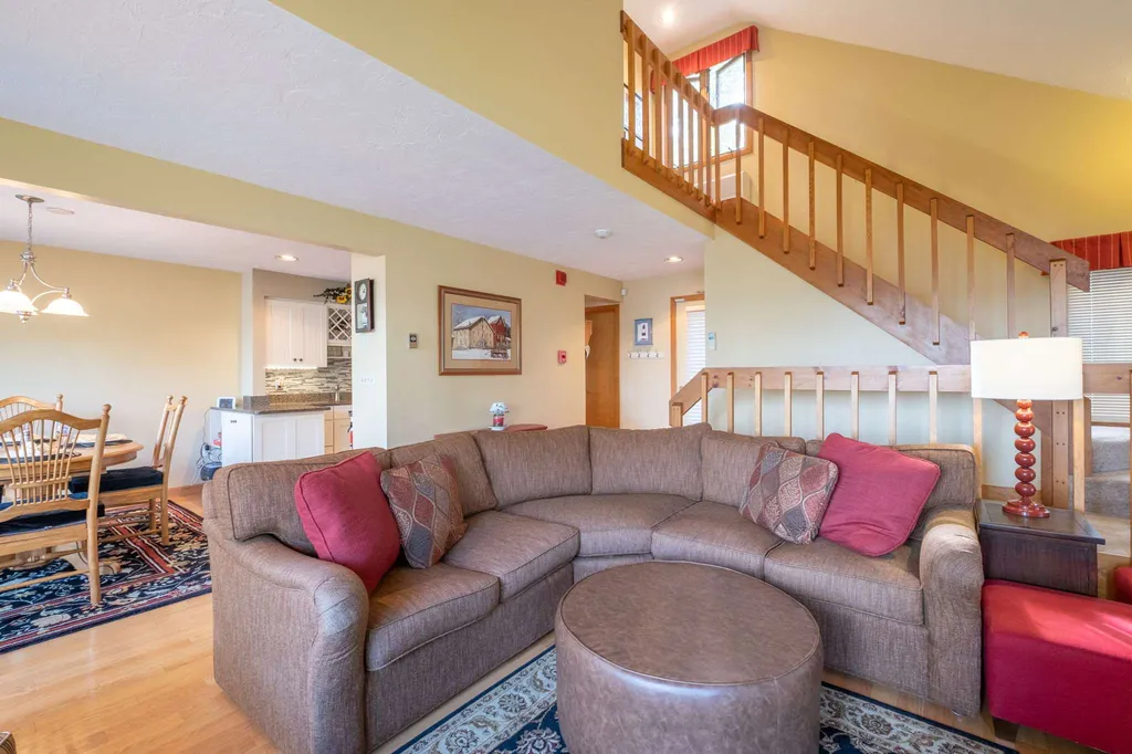 2696 Lake Shore Road Gilford NH 03249