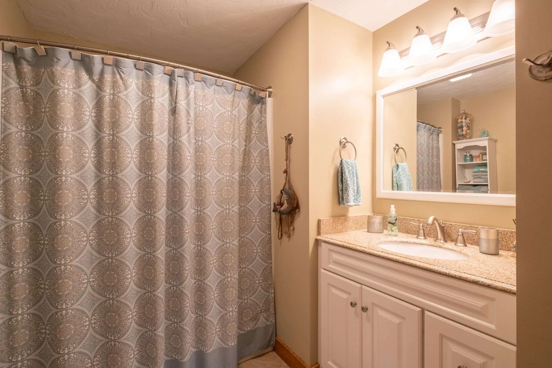 2696 Lake Shore Road Gilford NH 03249