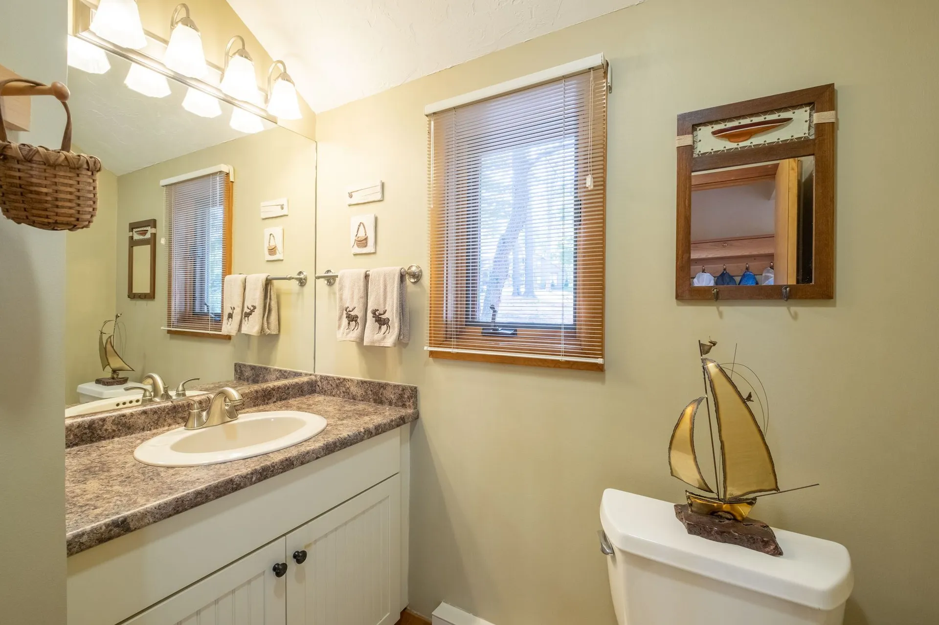 2696 Lake Shore Road Gilford NH 03249