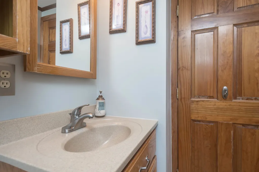 10 Varney Street Somersworth NH 03878