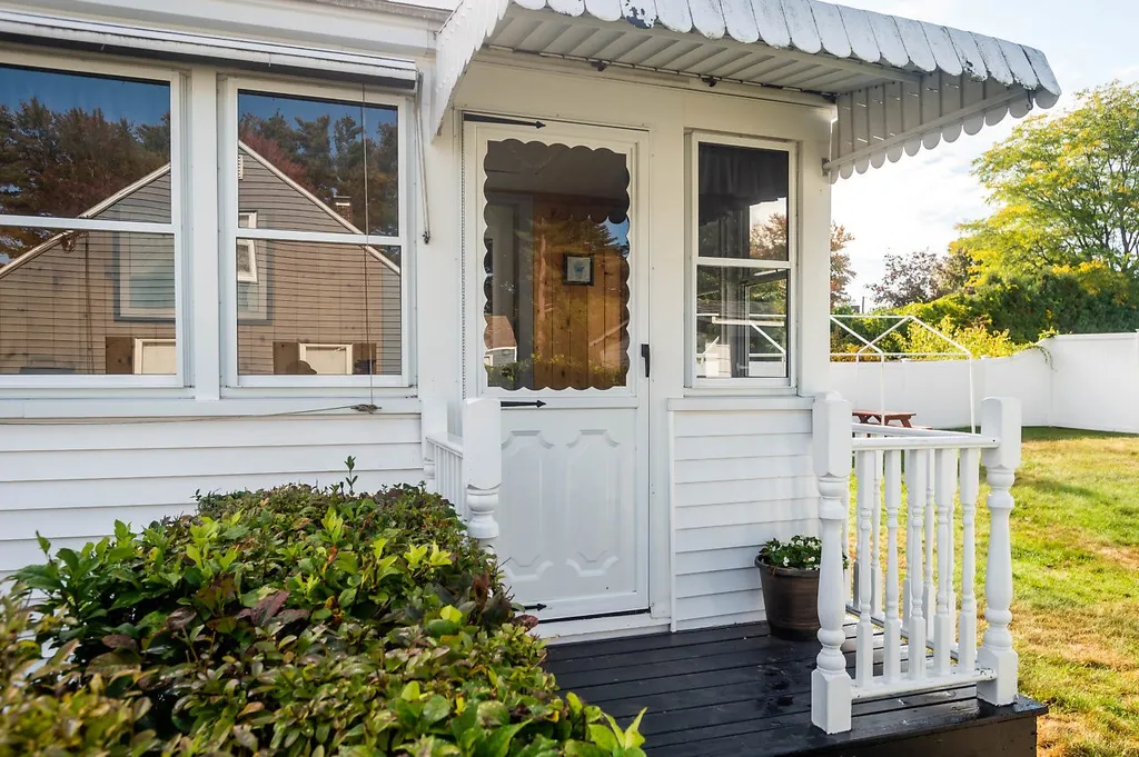 10 Varney Street Somersworth NH 03878