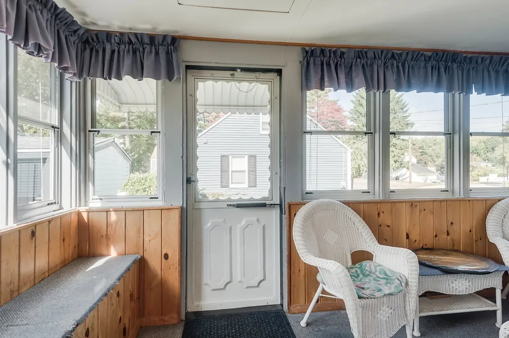 10 Varney Street Somersworth NH 03878