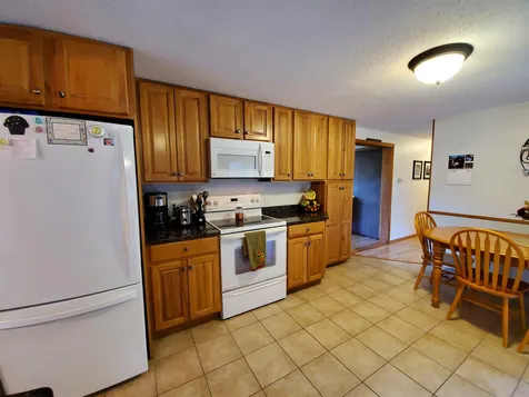 73 Maple Street Enfield NH 03748