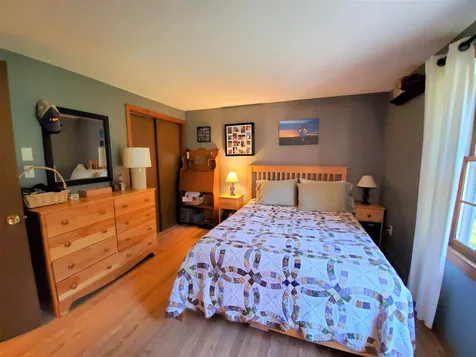 73 Maple Street Enfield NH 03748