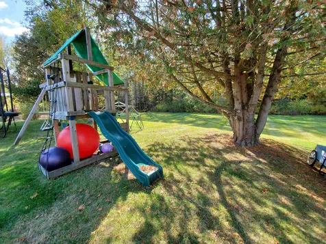 73 Maple Street Enfield NH 03748