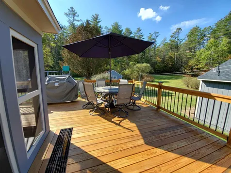 73 Maple Street Enfield NH 03748