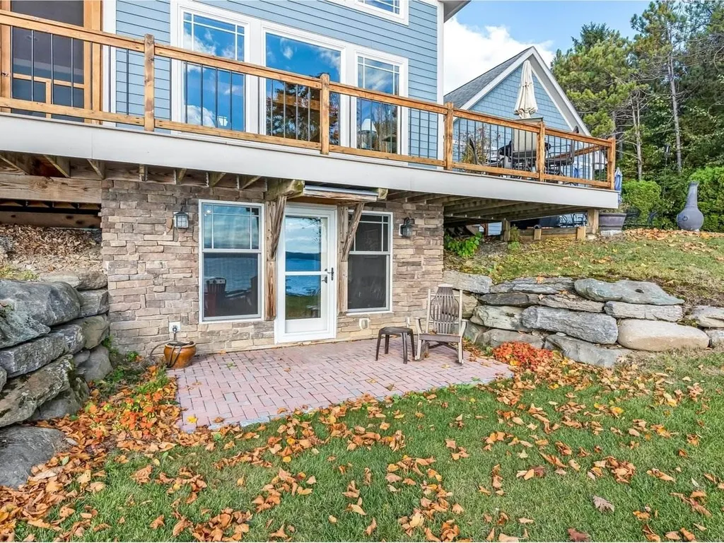 60 Featherbed Lane South Hero VT 05486