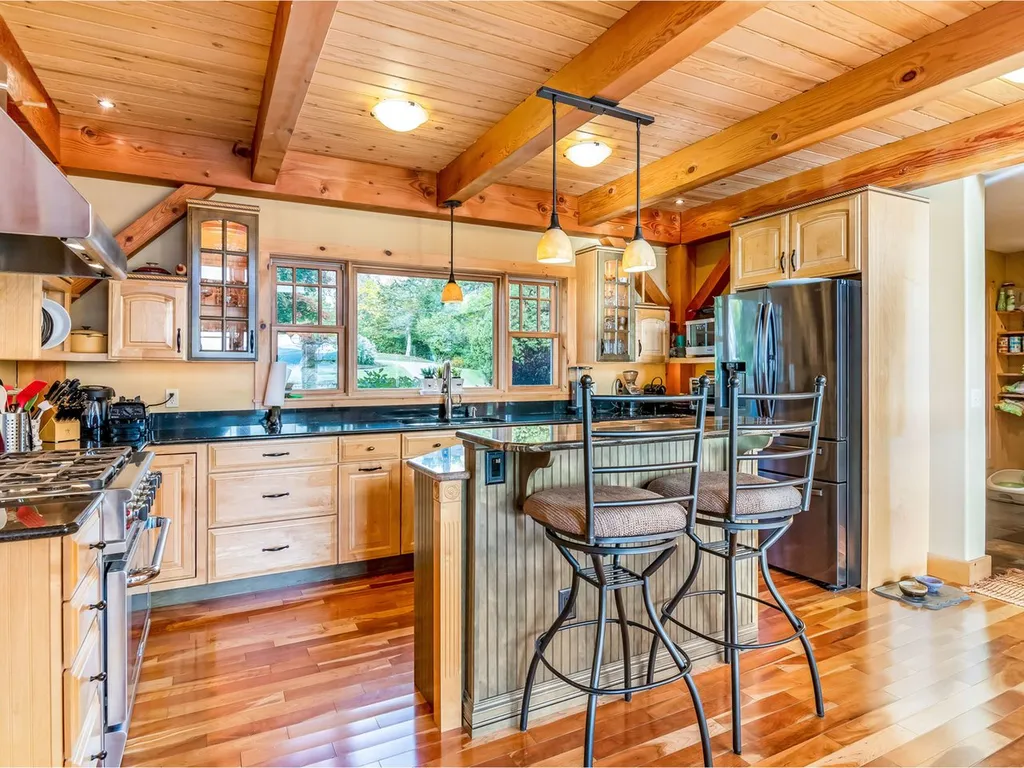 60 Featherbed Lane South Hero VT 05486
