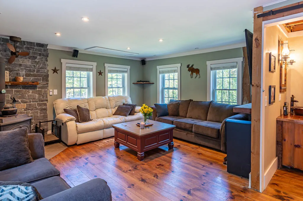 68 Freeman Hall Road Nottingham NH 03290