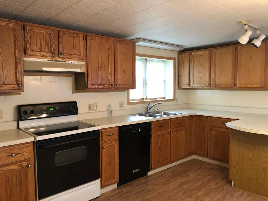 333 Main Street Eliot ME 03903