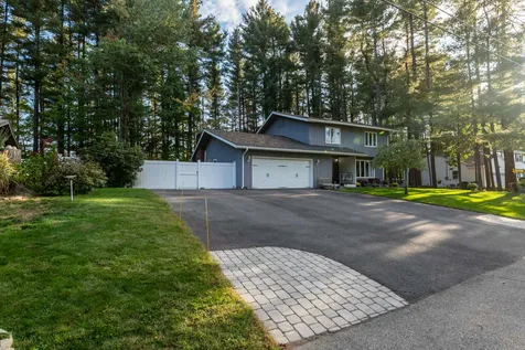41 Northwood Drive Nashua NH 03063