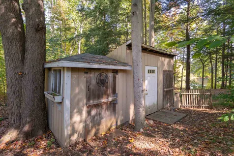 31 Nancy Lane Raymond NH 03077
