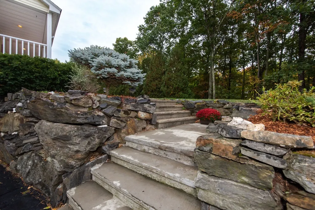 3 Century Drive Raymond NH 03077