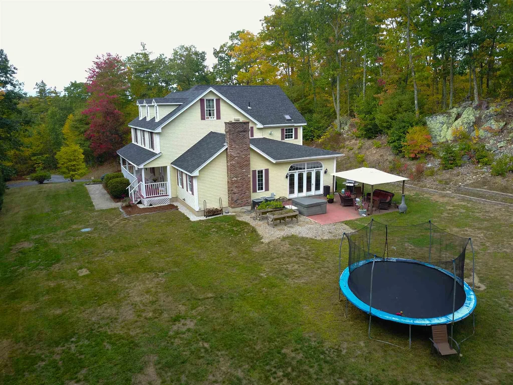3 Century Drive Raymond NH 03077
