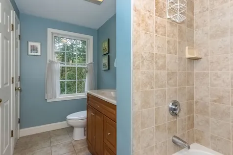 3 Century Drive Raymond NH 03077