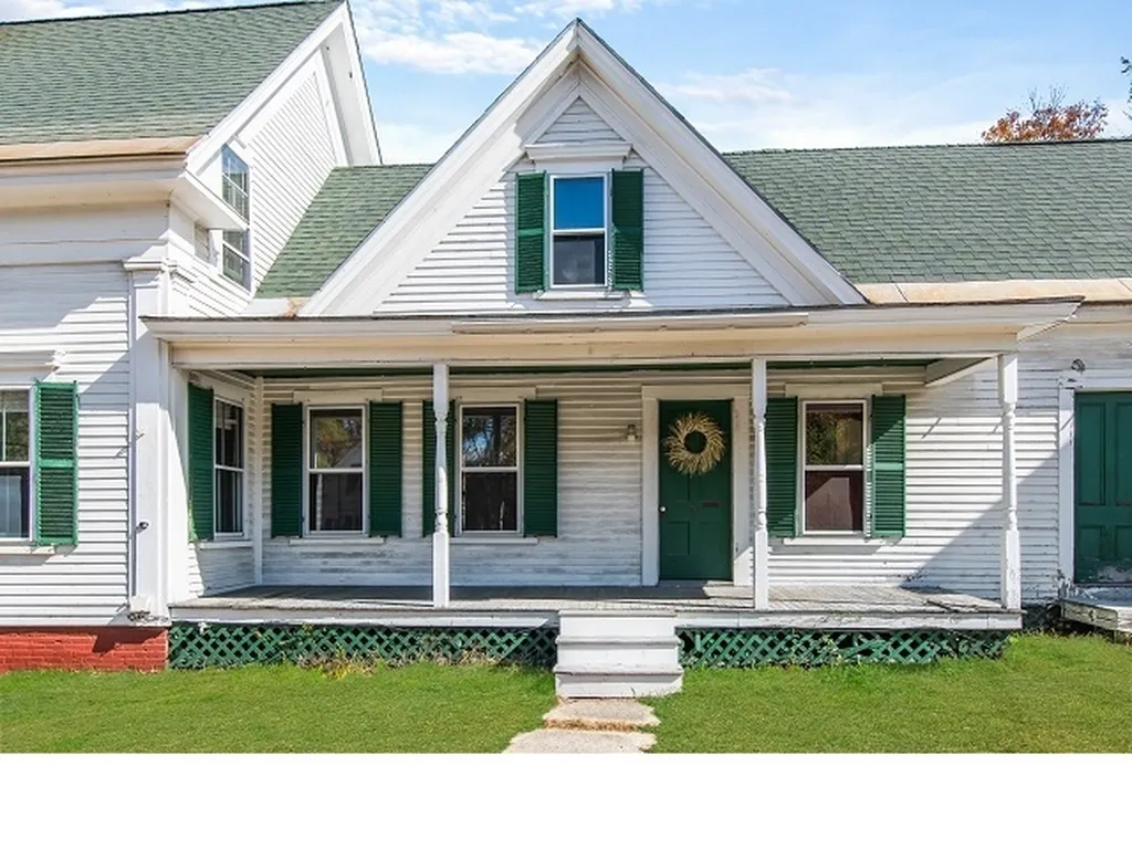 1 Pleasant Street Lancaster NH 03584