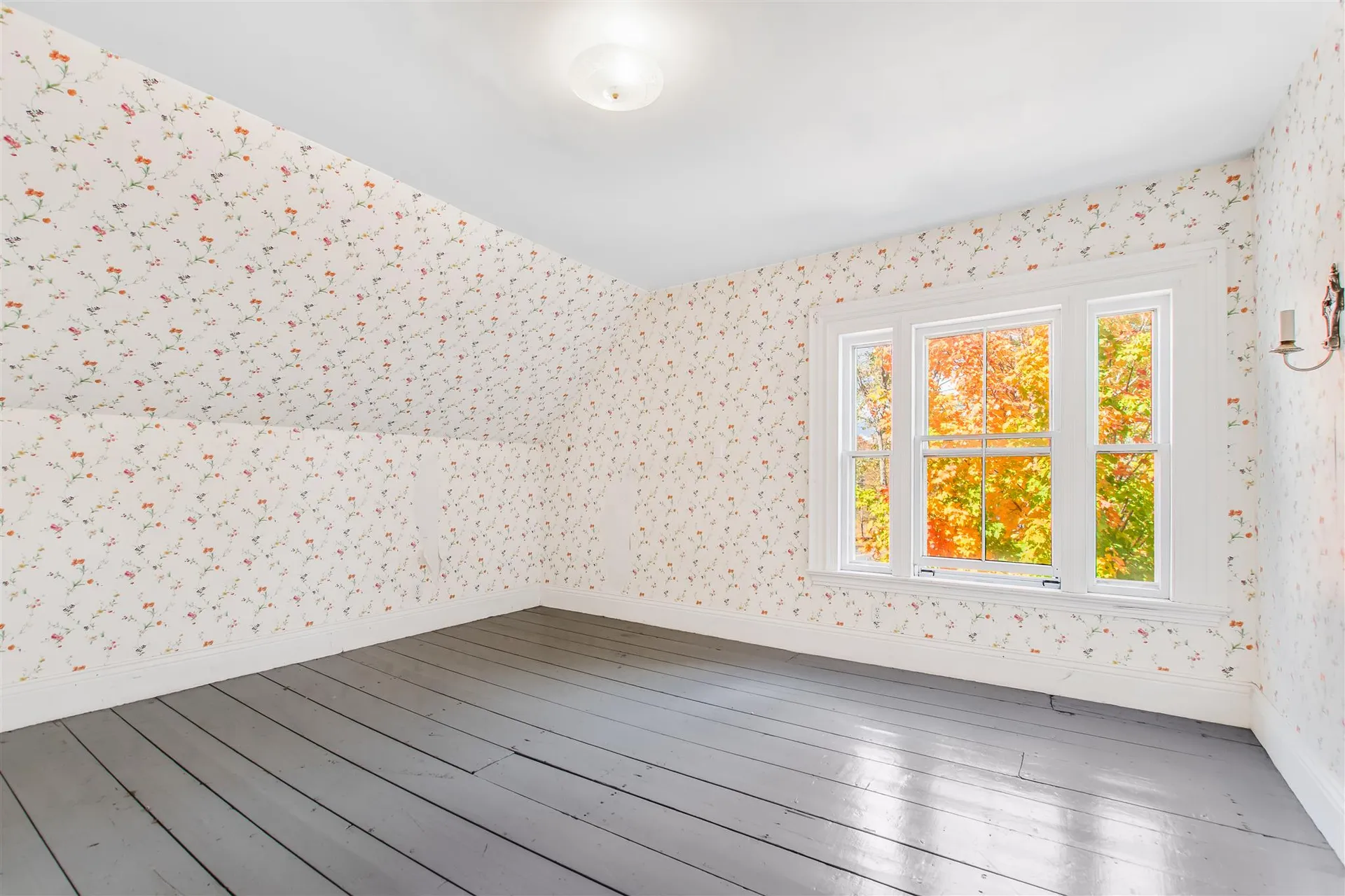 1 Pleasant Street Lancaster NH 03584