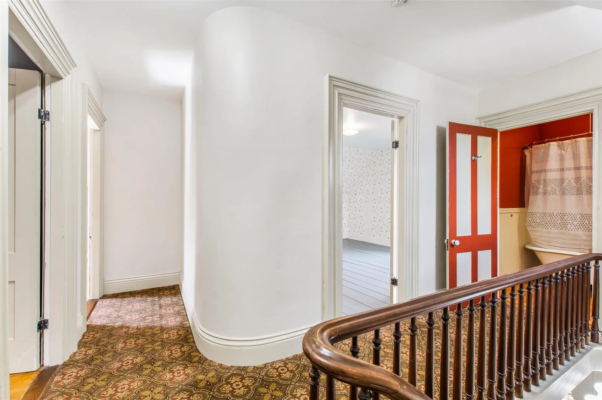 1 Pleasant Street Lancaster NH 03584