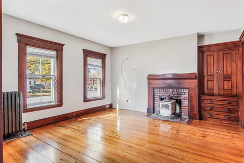 1 Pleasant Street Lancaster NH 03584