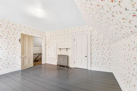 1 Pleasant Street Lancaster NH 03584