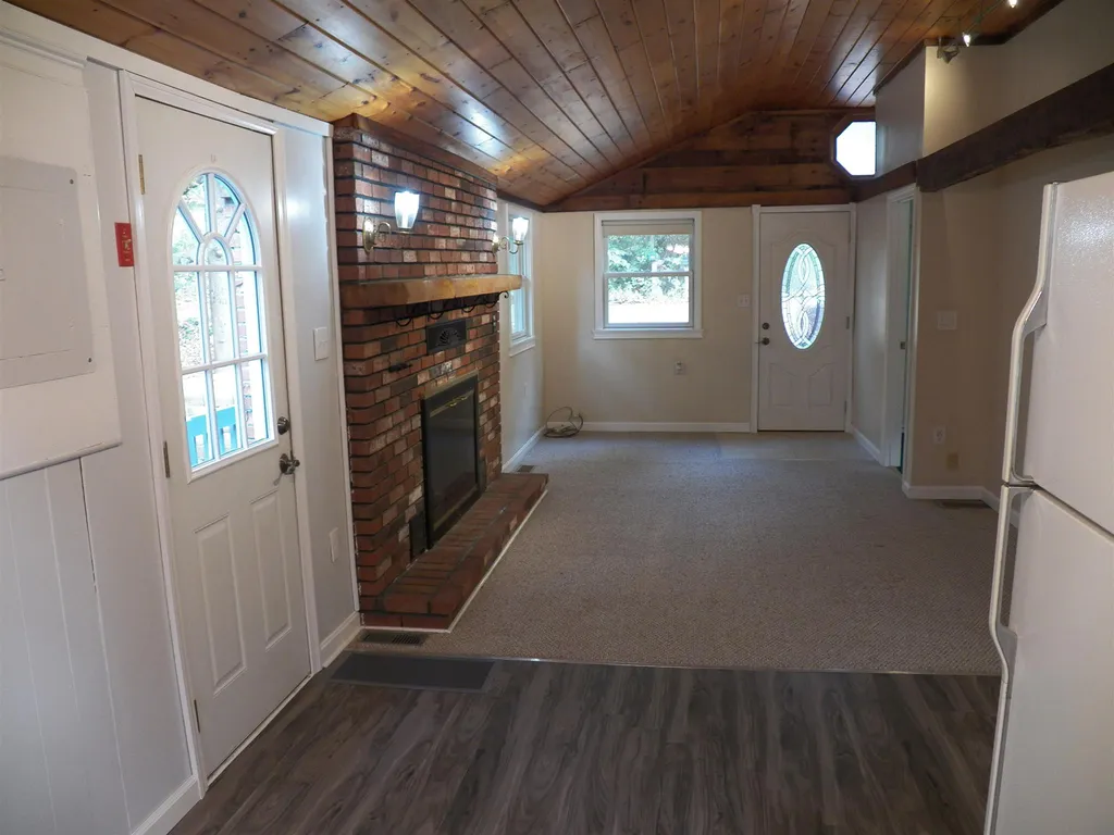 161 Gould Pond Road Hillsborough NH 03244