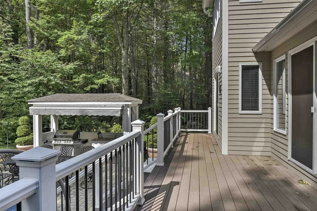 6 Cranberry Road Keene NH 03431