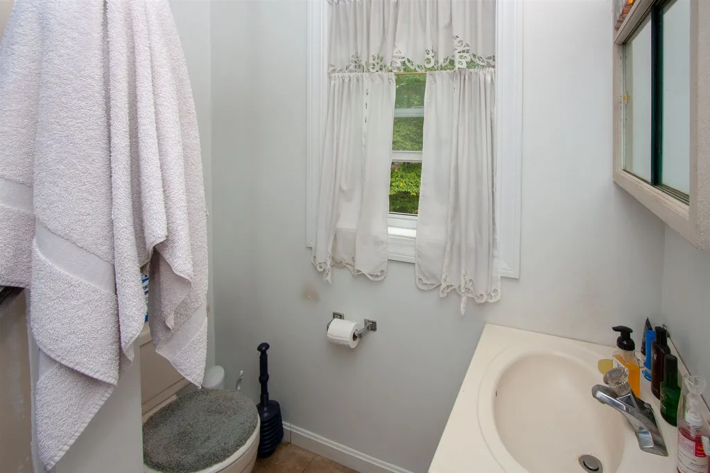 881 Williams Road Colchester VT 05446